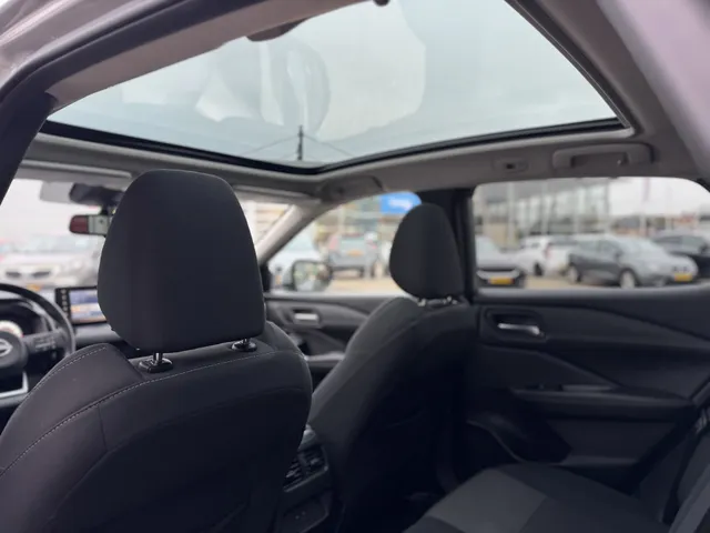 Nissan QASHQAI 1.3 MHEV Xtronic N-Connecta Panodak