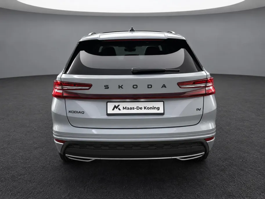 Škoda Kodiaq 1.5 TSI 204pk DSG PHEV Sportline Business · Panoramadak · Camera · Wegklapbare Trekhaak · Keyless · Elek. Voorstoel · 19'' Inch · Garantie t/m 29-06-2030 of 100.000km