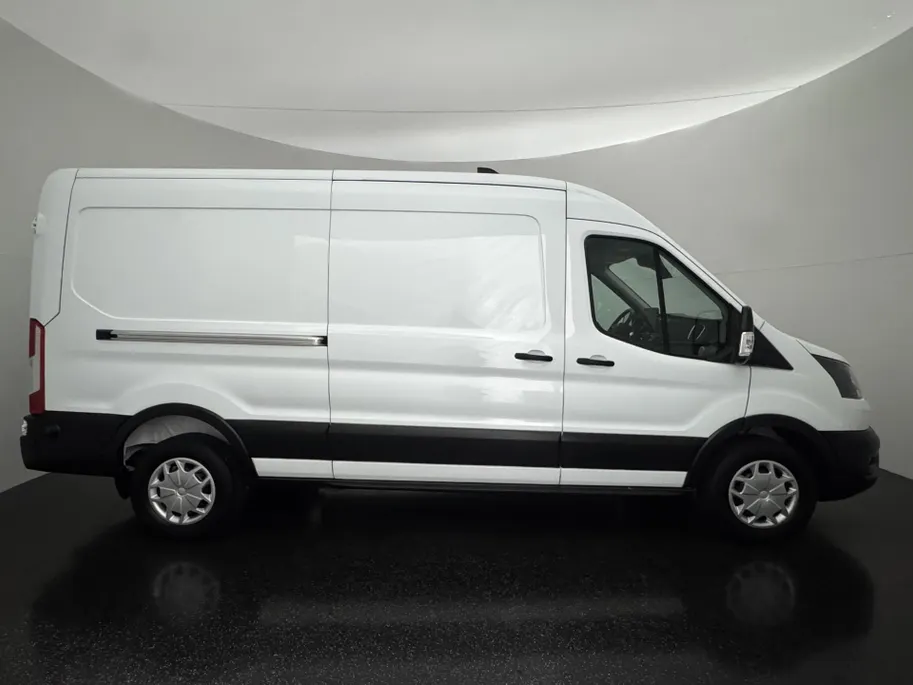Ford Transit 350 2.0 TDCI L3H2 Trend Trekhaak | Parkeersensoren voor & achter | Verwarmbare voorstoelen| Handmatige regeneratie roetfilter | Navigatiesysteem |