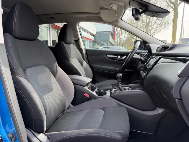 Nissan QASHQAI 1.3 DIG-T 140pk N-Connecta | Panoramadak | Navigatie | 360-camera | Apple CarPlay | Android Auto | Keyless
