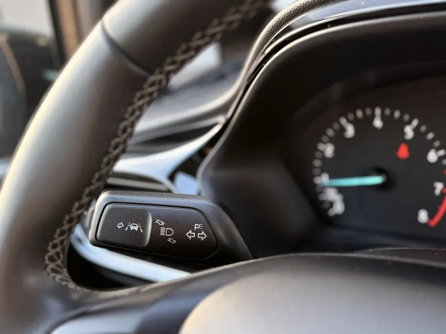 Ford Fiesta 1.0 EcoBoost Hybrid Titanium WINTER PACK | KEYLESS ENTRY | PARKEER SENSOREN ACHTER | APPLE CARPLAY / ANDROID AUTO
