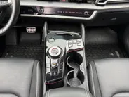 Kia Sportage 1.6 T-GDi Plug-in Hybrid AWD GT-PlusLine | EXCLUSIEVE UITVOERING | APPLE CARPLAY / ANDROID AUTO | PANO | ADAPT. CRUISE | STUUR/STOEL VERWARMING / VERKOELING | NAVI | 360° GRADEN | MEMORY SEATS | KAMELEON TINT |