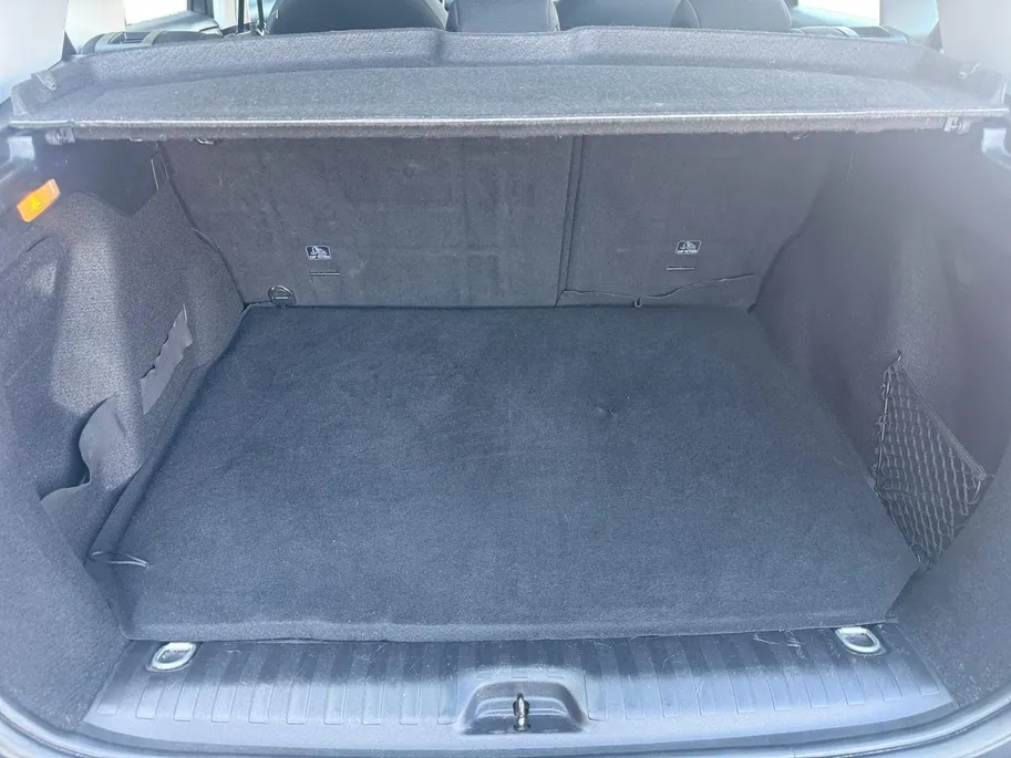 Peugeot 2008 1.2 PureTech Active | Achteruitrijcamera | Apple Carplay & Android Auto | LMV | Airco | Parkeersensoren |