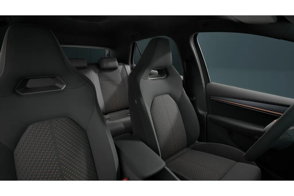 CUPRA Born Performance | Head-up Display met ‘Augmented Reality’ | Kinderzitbevestiging vóór en 2e zitrij (ISOFIX) | Rijprofielkeuze