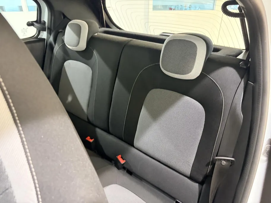 Renault Twingo 75PK SCe Collection | Airco | USB | Elektrische Ramen & Spiegels | Centrale Deurvergrendeling | LED Dagrijverlichting | Licht Sensor | Bluetooth |