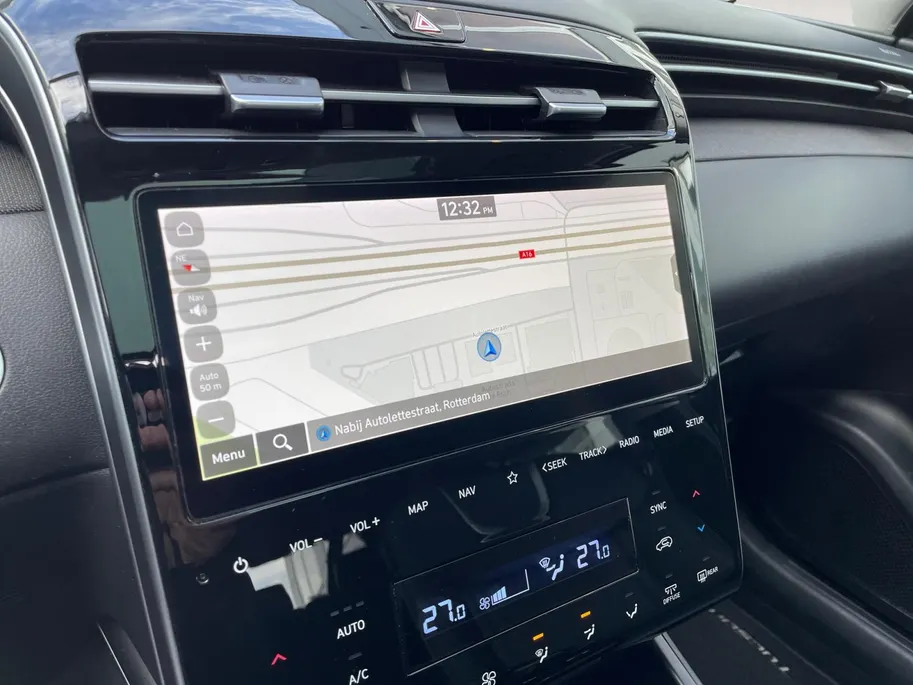 Hyundai Tucson 1.6 T-GDI PHEV Premium Sky 4WD | Zeer compleet | Open dak | 360 graden camera | Stoelverwarming & koeling | Apple CarPlay & Android Auto | Memory seats |