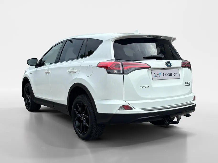 Toyota RAV4 2.5 Hybrid AWD Dynamic | Trekhaak | Camera | All Season | Navi | Garantie |