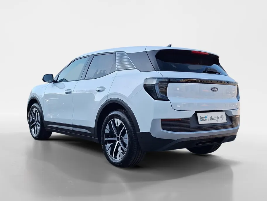 Ford Explorer Select Extended Range RWD 77 kWh | Driver Assistance Pack | Comfortpack 1 | 360Camera | Adaptive Cruisecontrol | Dodehoekdetectie | El. Achterklep | Head-up Display | 19' Lichtmetaal | Nieuw te bestellen |