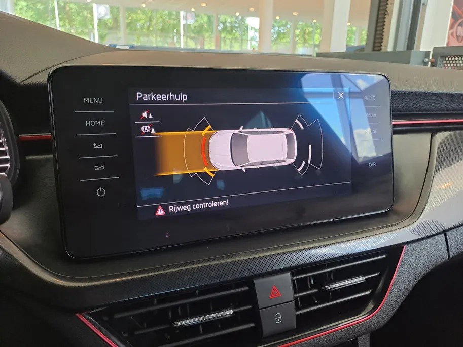 Škoda Scala 1.0 TSI Sport Business | Navigatie | Adaptive Cruise | Sensoren | Climate | Apple Carplay/Android Auto