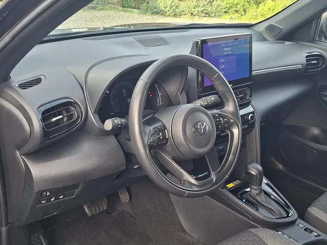 Toyota Yaris Cross 1.5 Hybrid 130 Dynamic PDC V+A | NAVI | rijklaarprijs !!