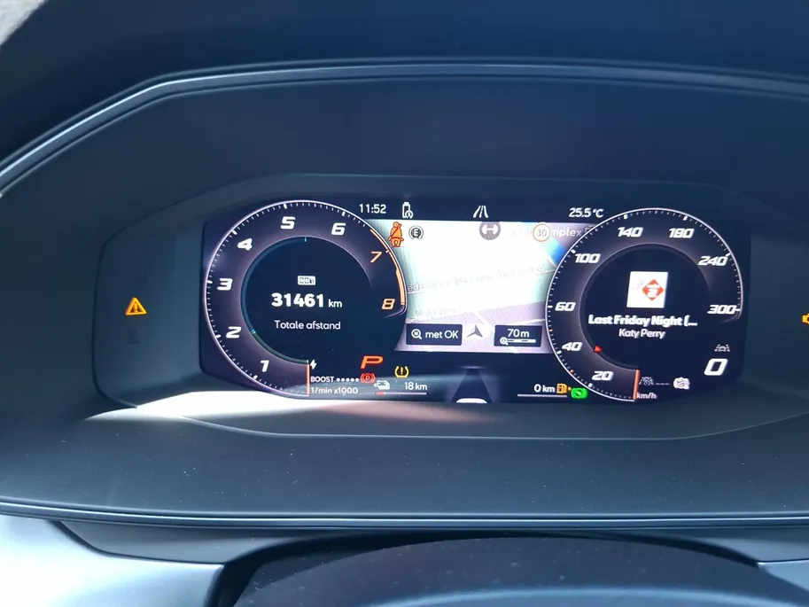 CUPRA Leon 1.5 TSI e-Hybrid PHEV Essential | 99% SOH| Led Koplampen | Apple/Android Carplay | Keyless | Half leder | Stoel/Stuurverwarming | Digital Cockpit | Fabrieksgarantie! |