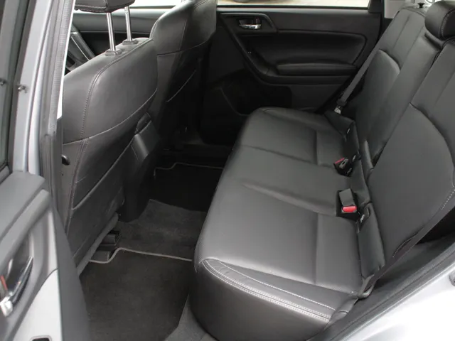 Subaru Forester 2.0 Premium | Navi | Cruise | Leder | Trekhaak