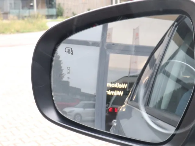 Suzuki Vitara 1.4 BoosterJet Stijl Automaat Trekhaak | Pano Dak | Carplay | Adaptive Cruise