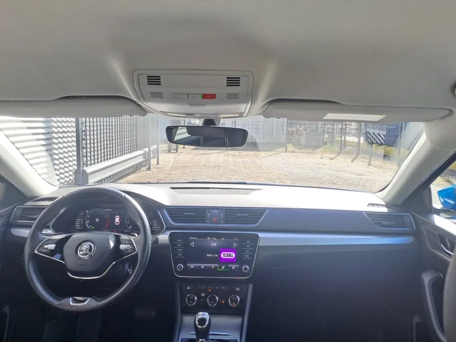 Škoda Superb Combi 1.5 TSI ACT Business Edition AUTOMAAT | Navigatie | Apple Carplay/Android Auto | Cruise / Sensoren