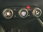 Renault Captur 1.6 E-Tech PHEV 160 Intens | Groot Scherm + Navigatie | Parkeercamera | Cruise Control