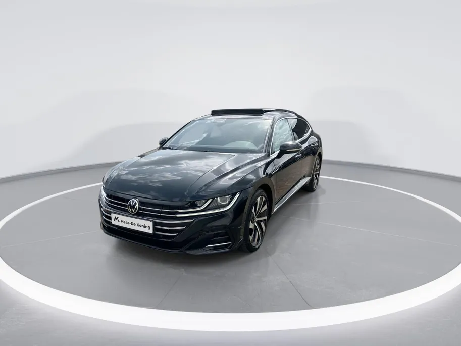 Volkswagen Arteon Shooting Brake 1.4TSIeHybrid 160kW/218PK R-Line DSG · Panoramadak · Leder/Alcantara · Camera · Apple/Android Car Play · Stoelverwarming ·