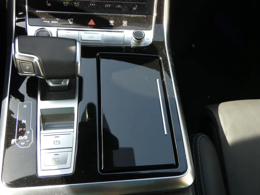 Audi Q8 60 TFSI e Quattro S-Line |Pano |B&O |Elektr.Trekhaak |ACC |Maxton