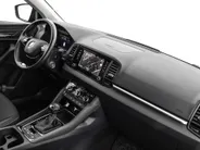 Škoda Karoq 1.5 TSI ACT 150pk DSG Business Edition · Camera · Inklap. Trekhaak · Keyless · Stuur- & Stoelverwarming · Apple/Android Car Play · ACC · Garantie t/m 02-07-2028 of 100.000km
