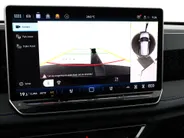 Volkswagen Tiguan 1.5 eHybrid 272pk DSG R-Line Edition · Panoramadak · Inklap. Trekhaak · 360 Camera · Leder Varenna · Matrix LED · Head-Up Display · Harman Kardon Sound · Garantie t/m 16-09-2030 of 100.000km