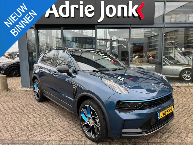 Lynk & Co 01 1.5 AUTOMAAT | 360 CAMERA | PANORAMA DAK | EL A. KLEP | ADAPTIVE CRUISE | ZWARTE HEMEL | ROLHOES |