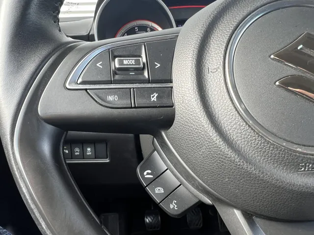 Suzuki Swift 1.2 Select Smart Hybrid | Airco | 16' LM Velgen | Apple Carplay & Android Auto | Lage KM-Stand