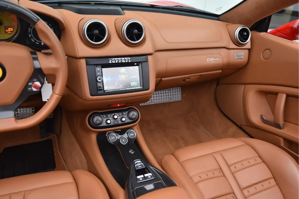 Ferrari California 4.3 V8 HELE