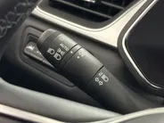 Renault Captur 1.6 E-Tech PHEV 160 Intens | Groot Scherm + Navigatie | Parkeercamera | Cruise Control