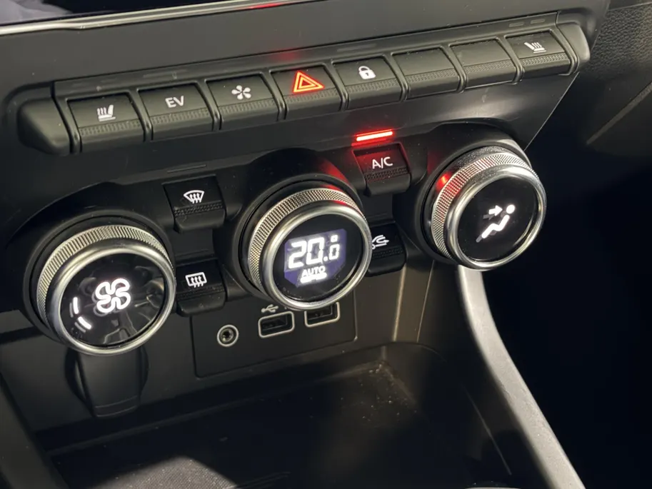 Renault Arkana 145PK E-Tech Full Hybrid Esprit Alpine Automaat | Navi | Camera | Digital Cockpit | Stoelverwarming | Apple CarPlay/Android Auto | 19' Lichtmetalen Velgen | Climate Control | Adaptive Cruise Control |
