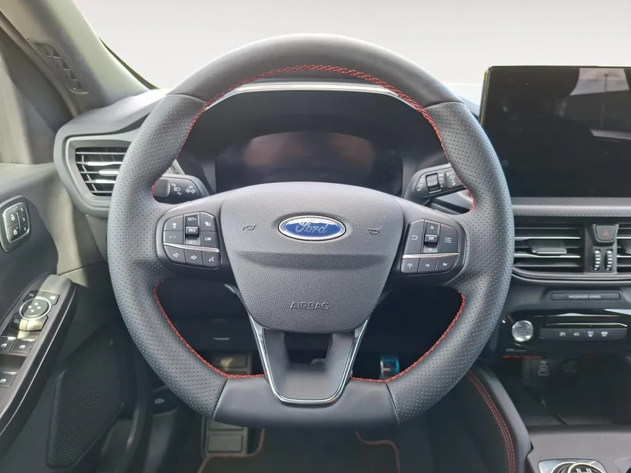 Ford Kuga ST-Line X 243PK | Panoramadak | Winter Pack | El. Trekhaak | Adaptieve Cruise Control | 360graden Camera | BLIS | Half Leder| LED | 2100kg Trekgewicht