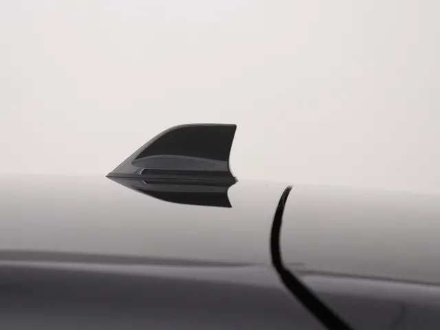 Renault Captur 1.6 E-Tech Plug-in Hybrid 160PK Intens | NAVI GROOT | CAMERA | STOELVERWARMING