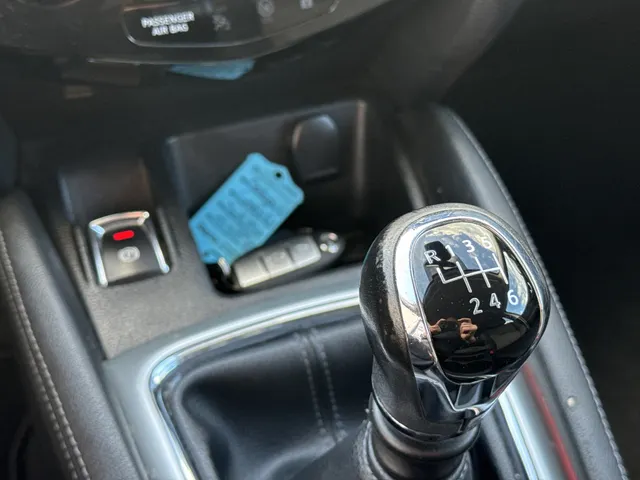 Nissan QASHQAI 1.2 Connect Edition. Trekhaak 13p (max. 1.200kg)