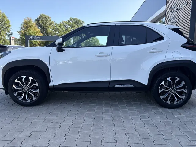 Toyota Yaris Cross 1.5 Hybrid Dynamic | Parkeersensoren | Trekhaak