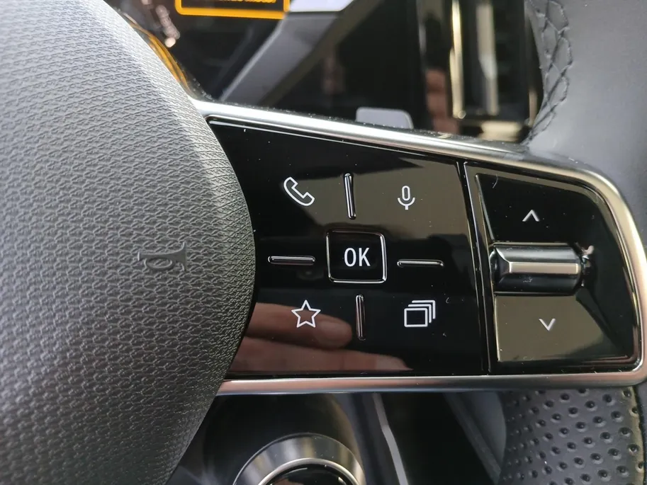 Mitsubishi Eclipse Cross Instyle 87 kWh DIRECT LEVERBAAR | HIJ IS BINNEN IN DENHAAG !!