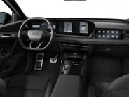Audi Q6 e-tron S edition 83 kWh 252 PK · Trekhaak elek. wegklapbaar · Exterieurpakket zwart · Tech plus