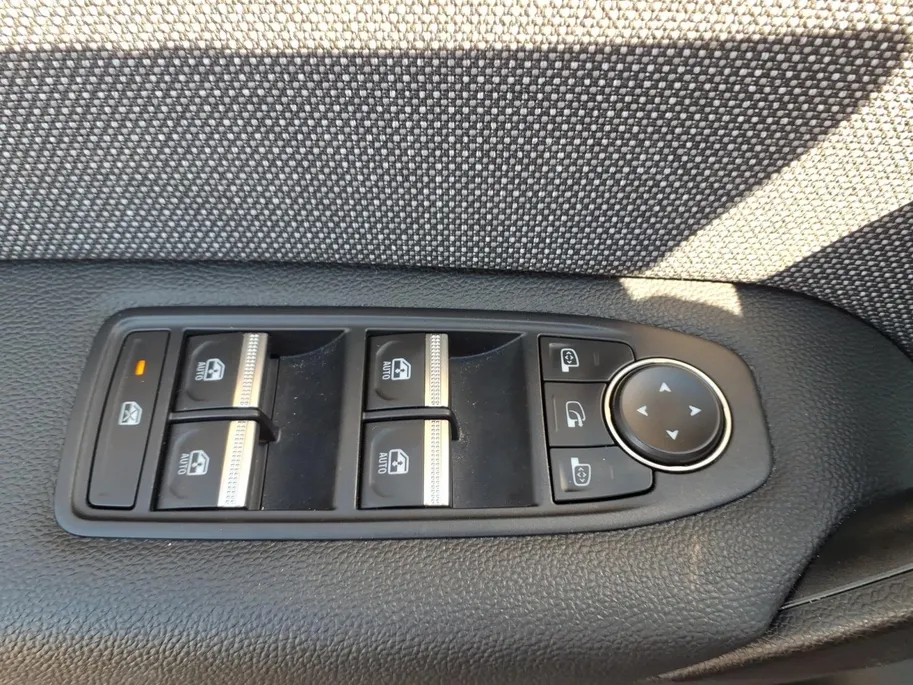 Renault Captur 1.8 E-Tech full hybrid 160 techno Automaat| Navi | Airco | 1 jaar Garantie