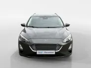Ford Focus Wagon 1.0 EcoBoost Titanium Business | Trekhaak | HUD | Achteruitrijcamera | Winter Pack | Dodehoek detectie | Elektr. Achterklep | 12 maanden garantie! |