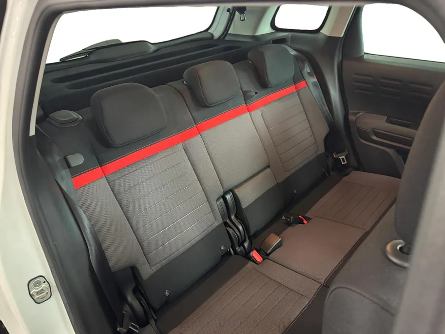 Citroën C3 Aircross 1.2 PureTech S&S Shine | Navigatie | Achteruitrijcamera | Apple CarPlay/Android Auto | Climate Control | Cruise Control | Parkeersensoren