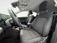 Hyundai Kona 1.6 GDI HEV Comfort Smart | Stuur-/ Stoelverwarming | Climate Control | Navigatie | Achteruitrijcamera | Parkeersensoren voor en achter | Apple Carplay/ Android auto |