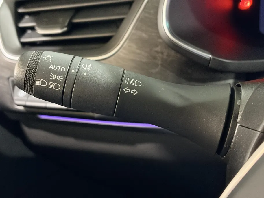 Renault Arkana 145PK E-Tech Full Hybrid Esprit Alpine Automaat | Navi | Camera | Digital Cockpit | Stoelverwarming | Apple CarPlay/Android Auto | 19' Lichtmetalen Velgen | Climate Control | Adaptive Cruise Control |
