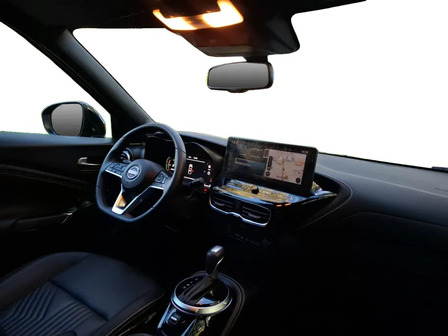 Nissan Juke 1.6 Hybrid Tekna | BOSE | RONDOM CAMERA | BLACK ON BLACK | CARPLAY |