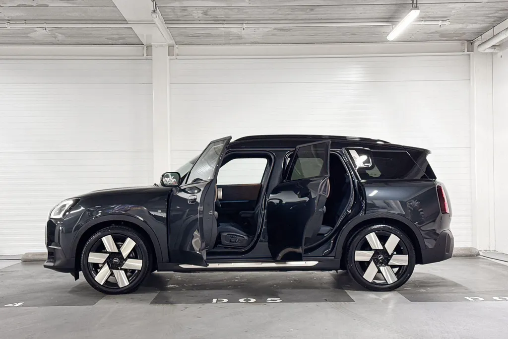 MINI Countryman Electric SE ALL4 Favoured