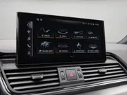 Audi Q5 50 TFSIe 299PK S-tronic S Line · Panoramadak · Camera ·  Luchtvering · Apple/Android Car Play · Keyless · 20'' Inch · Garantie t/m 28-05-2028 of 80000km.