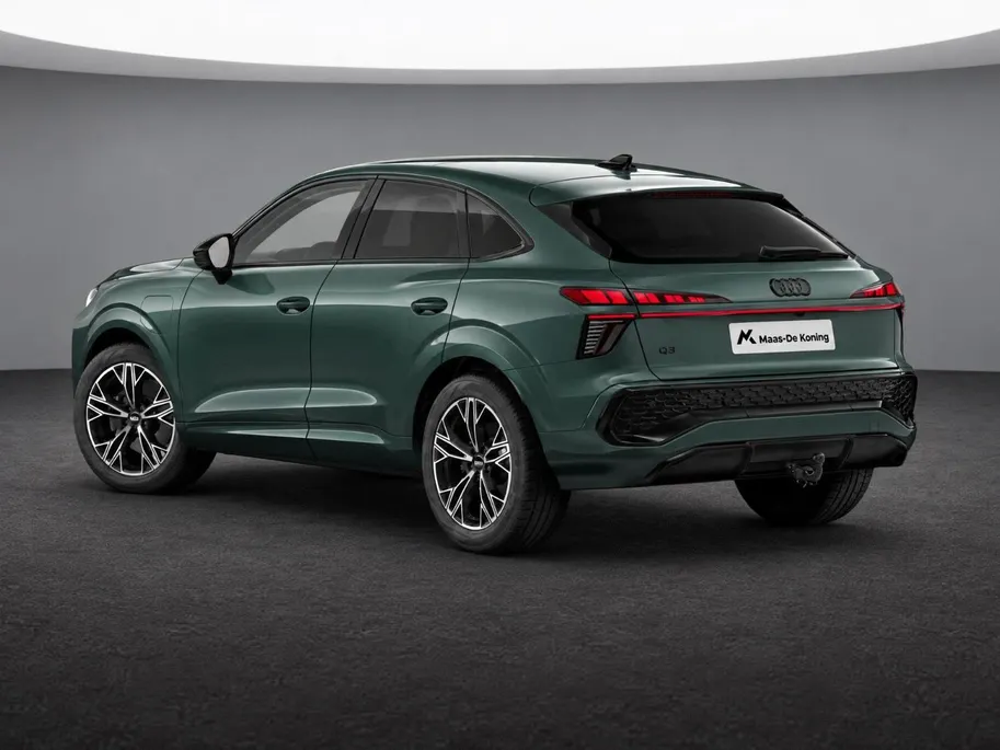 Audi Q3 Sportback e-hybrid S edition 272 PK · Tech plus · Glazen panoramadak · MMI experience pro
