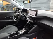 Peugeot e-208 EV Allure Avantage 51 kWh Automaat | Navigatie | Airco | 1 jaar Garantie