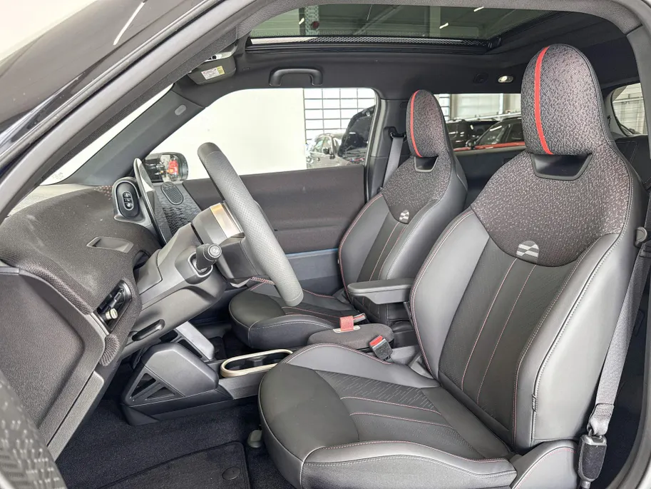 MINI Cooper 3-deurs Electric Cooper E John Cooper Works M 40.7 kWh
