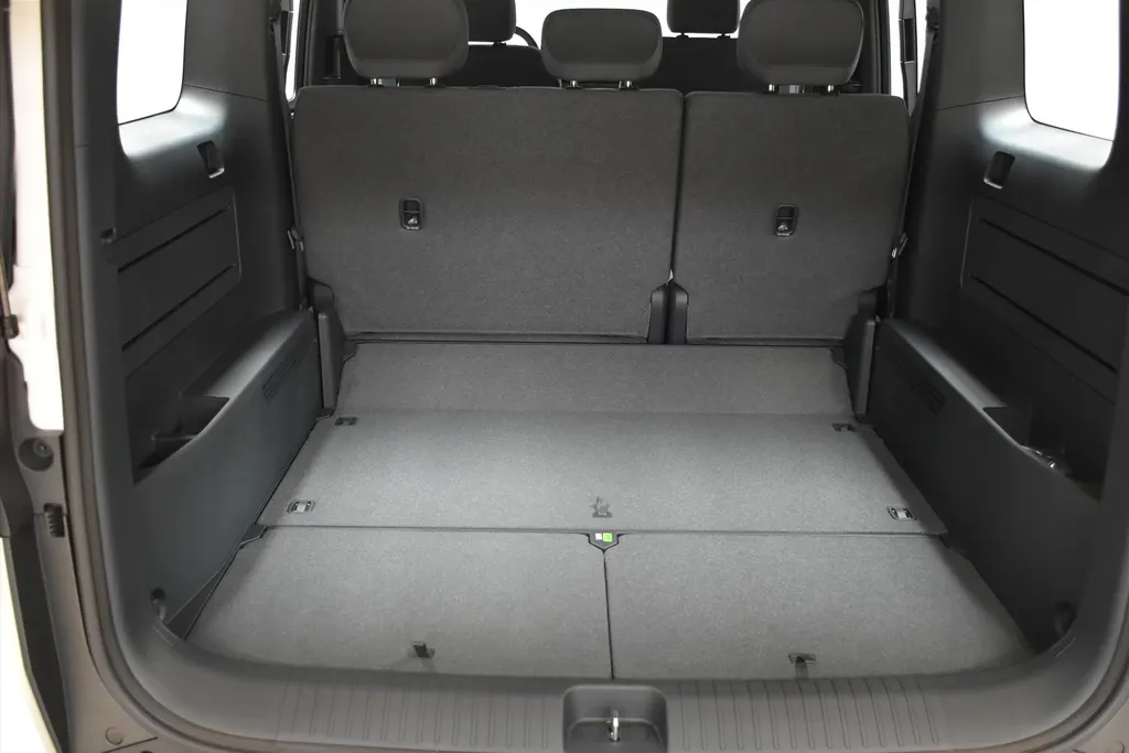Kia PV5 Passenger 71,2 kWh Plus NIEUW