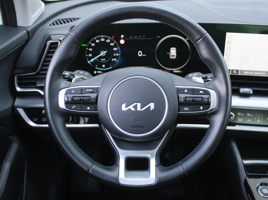 Kia Sportage 1.6 T-GDi Hybrid DynamicPlusLine | Stuur-/stoelverwarming | Elek. stoelverstelling + achterklep | Schuifdak | 18' LM | Matrix LED | Cruise adapt. | Camera |