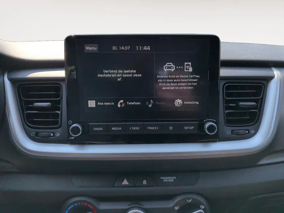 Kia Stonic 1.0 T-GDI MHEV | Automaat | Carplay | Stoel/Stuur verwarming |NU Rijklaarprijs! Incl.12 Maanden, APK, Onderhoudsbeurt etc! Premiumpakket gratis!