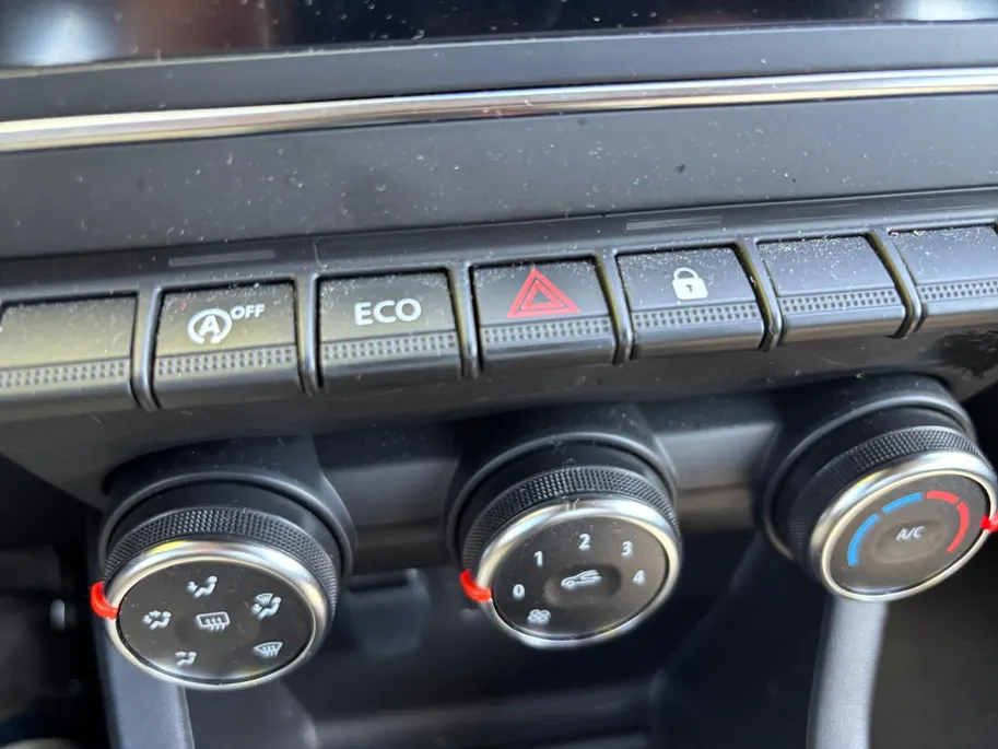 Renault Clio 1.0 TCe 90 GPF evolution | Airco | Cruise control | Parkeersensoren | 12 maanden BOVAG garantie |
