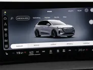 Audi Q4 Q4 S edition performance 82 kWh 286 PK · Glazen panoramdak · Trekhaak elek. wegklapbaar · Optiekpakket zwart